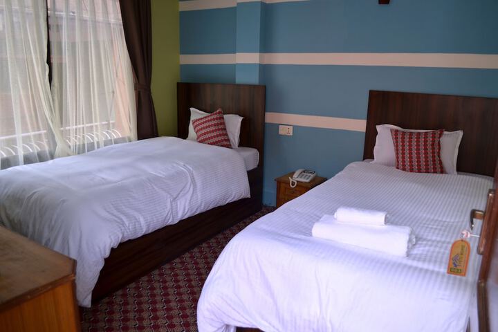 Room 12 of 31