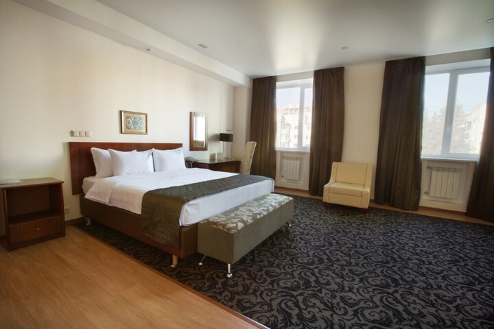 Room 21 of 103