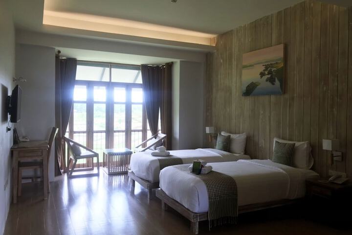 Room 16 of 74