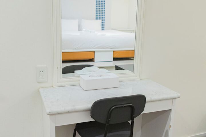Room 81 of 257