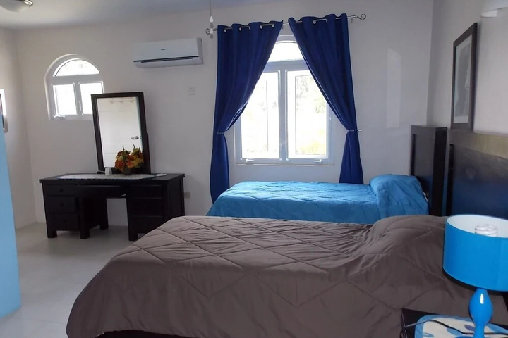 Room 5 of 24