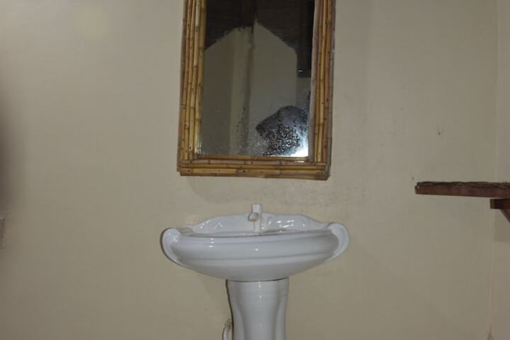 Room 47 of 48
