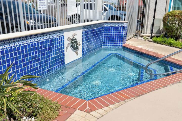 Pool 35 of 65