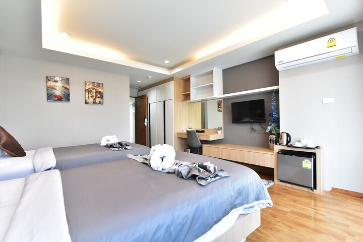 Room 18 of 52