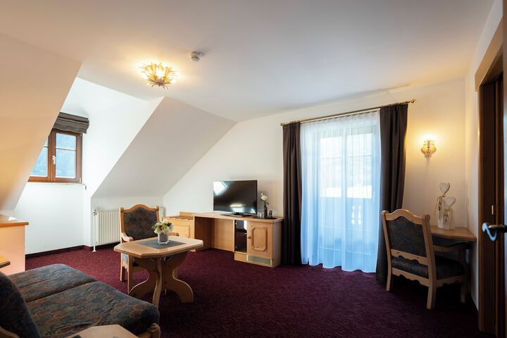Room 32 of 95