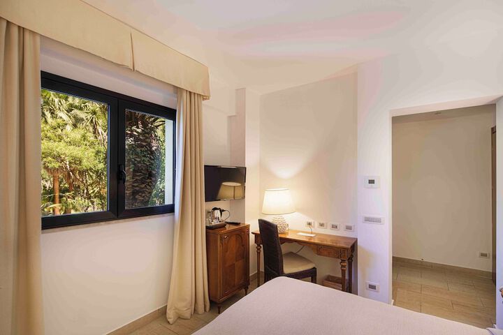 Room 78 of 249
