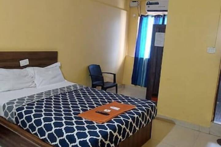 Room 4 of 23