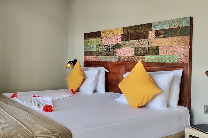 Room 6 of 44