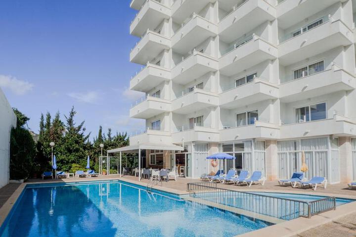 Apartamentos La Santa Maria