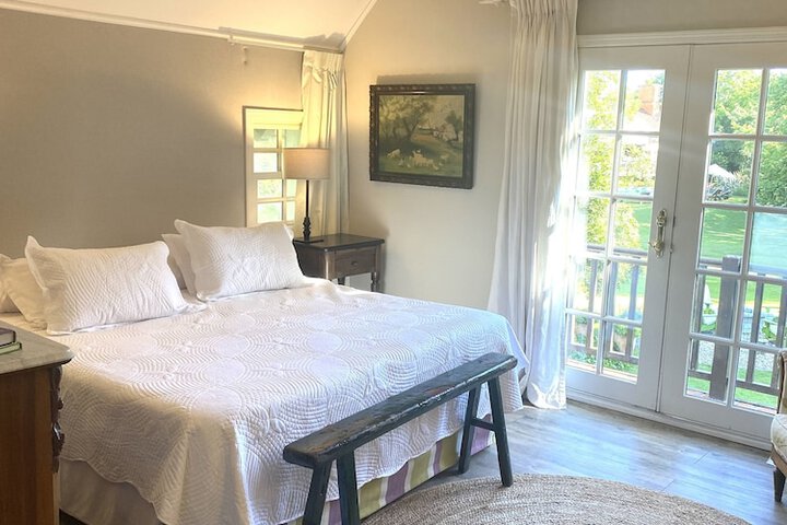 Room 26 of 84