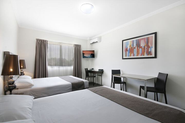 Room 15 of 59