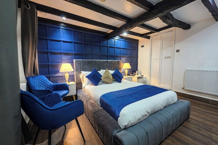 Room 21 of 42