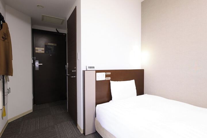 Room 25 of 112