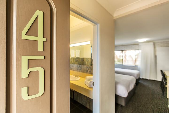 Room 10 of 58