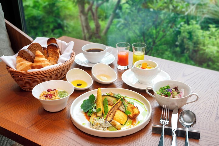 Breakfast/Coffee Service 175 of 190