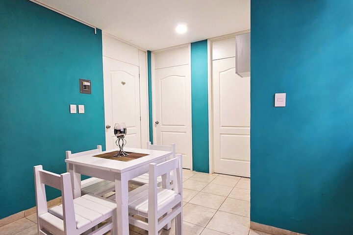 Room 10 of 21