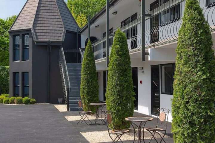 Terrace/Patio 14 of 16