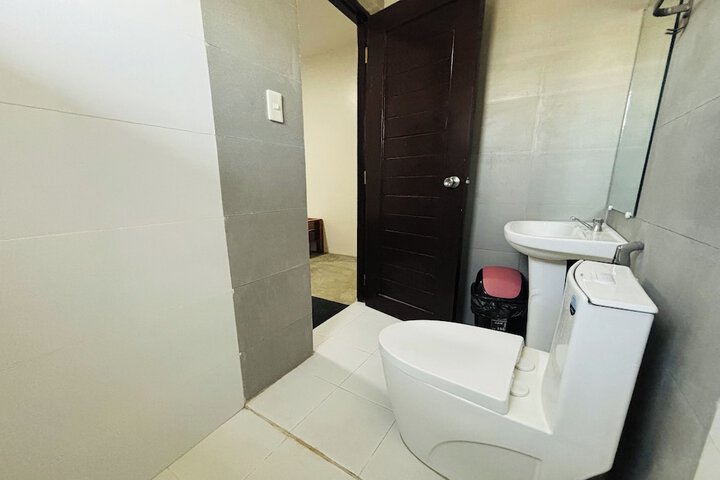 Room 20 of 34