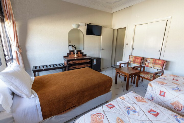 Room 26 of 61