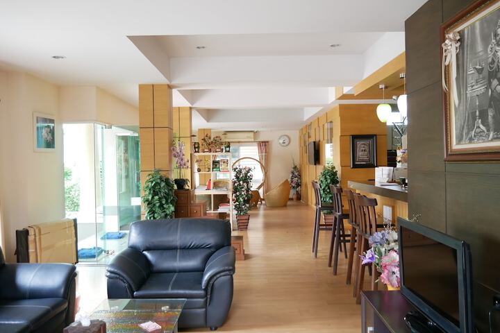 Hotel Interior 3 of 31