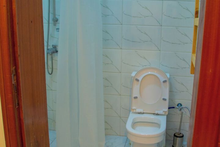 Room 34 of 53
