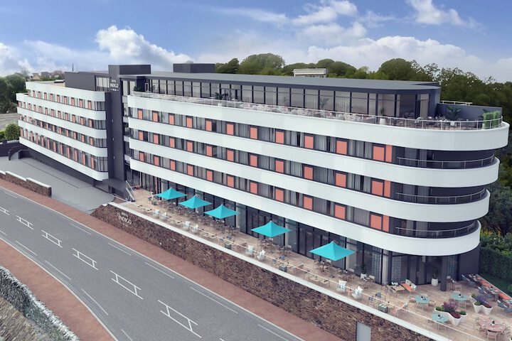 Hotel 44 of 45
