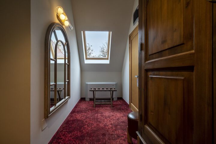 Room 20 of 61
