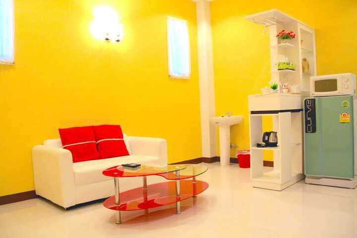 Room 27 of 53