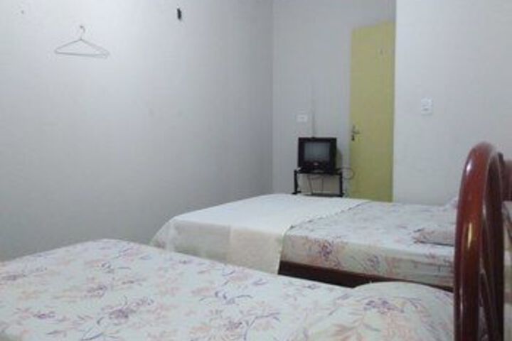 Room 75 of 189
