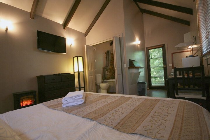 Room 6 of 26
