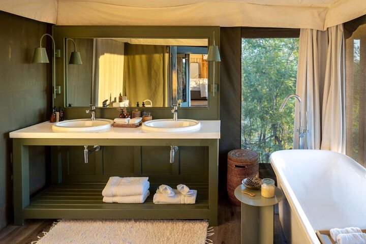 Bathroom Interior Photo