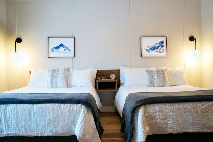 Room 2 of 19