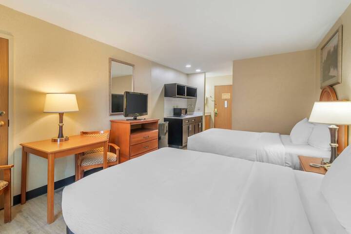 Room 19 of 35