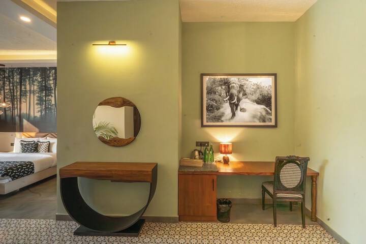 Room 13 of 60