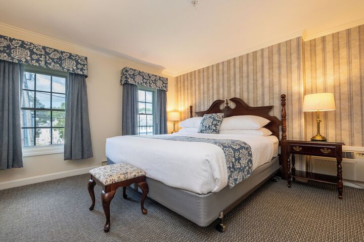 Room 36 of 176