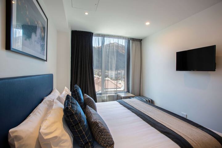 Room 20 of 63