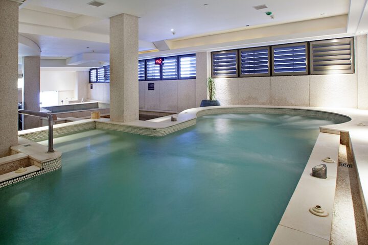 Pool 36 of 62