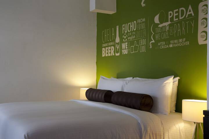 Room 6 of 29