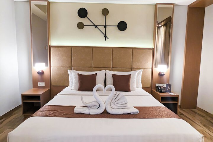 Room 58 of 64