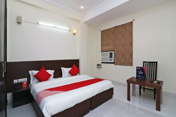 Room 17 of 23