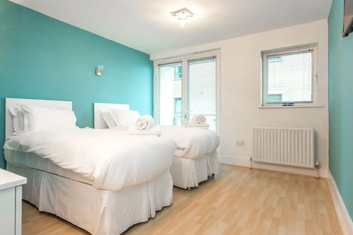 Room 2 of 14