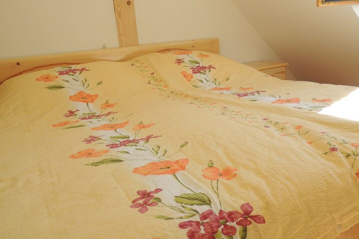 Room 3 of 16