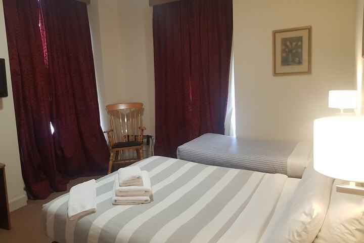 Room 8 of 61