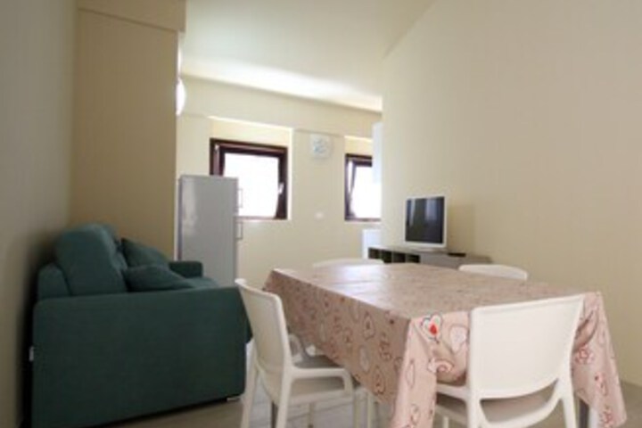 Room 11 of 44