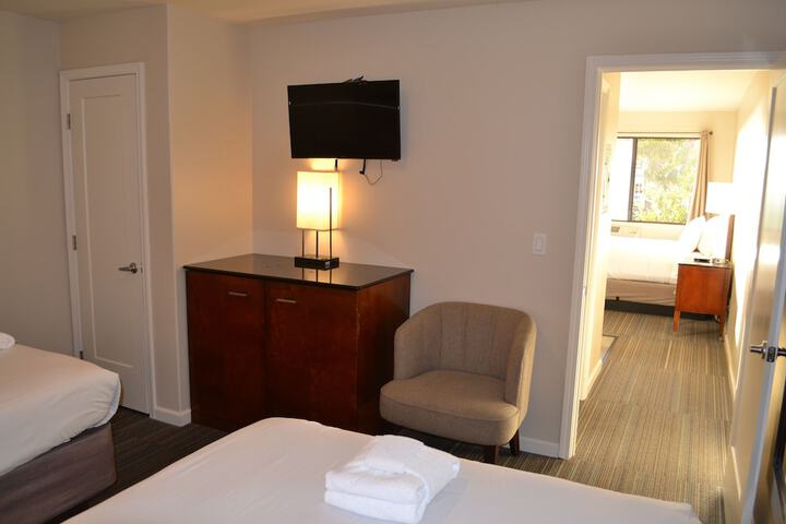 Room 18 of 53