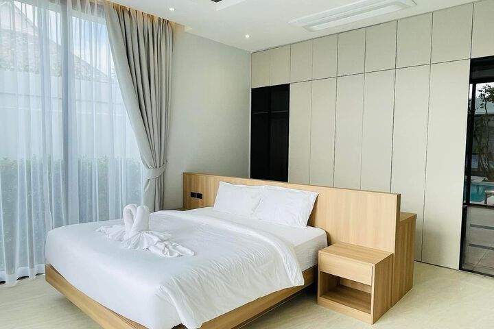 Room 78 of 107