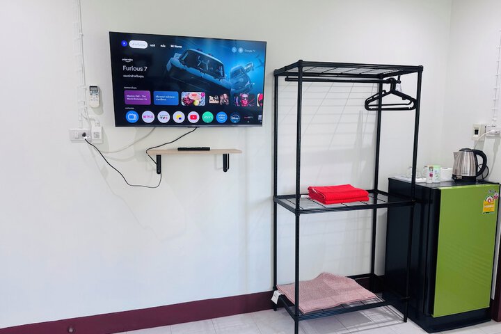 Room 18 of 21