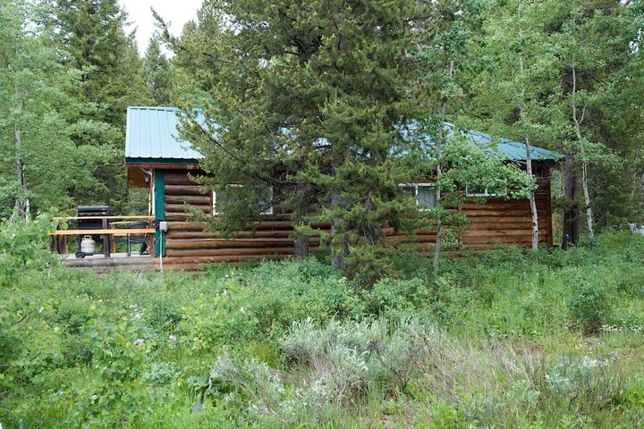 Property Grounds 20 of 27