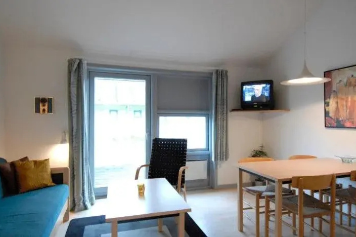 Room 3 of 23