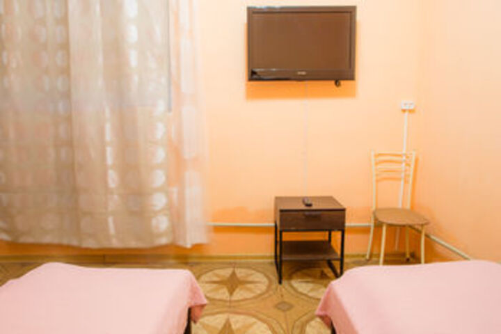 Room 37 of 80